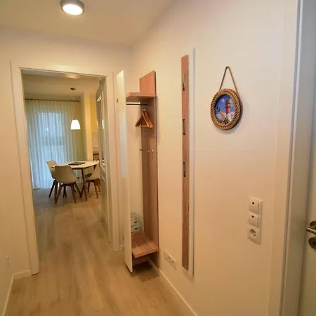 Haus Deichkieker 1 2 アパート